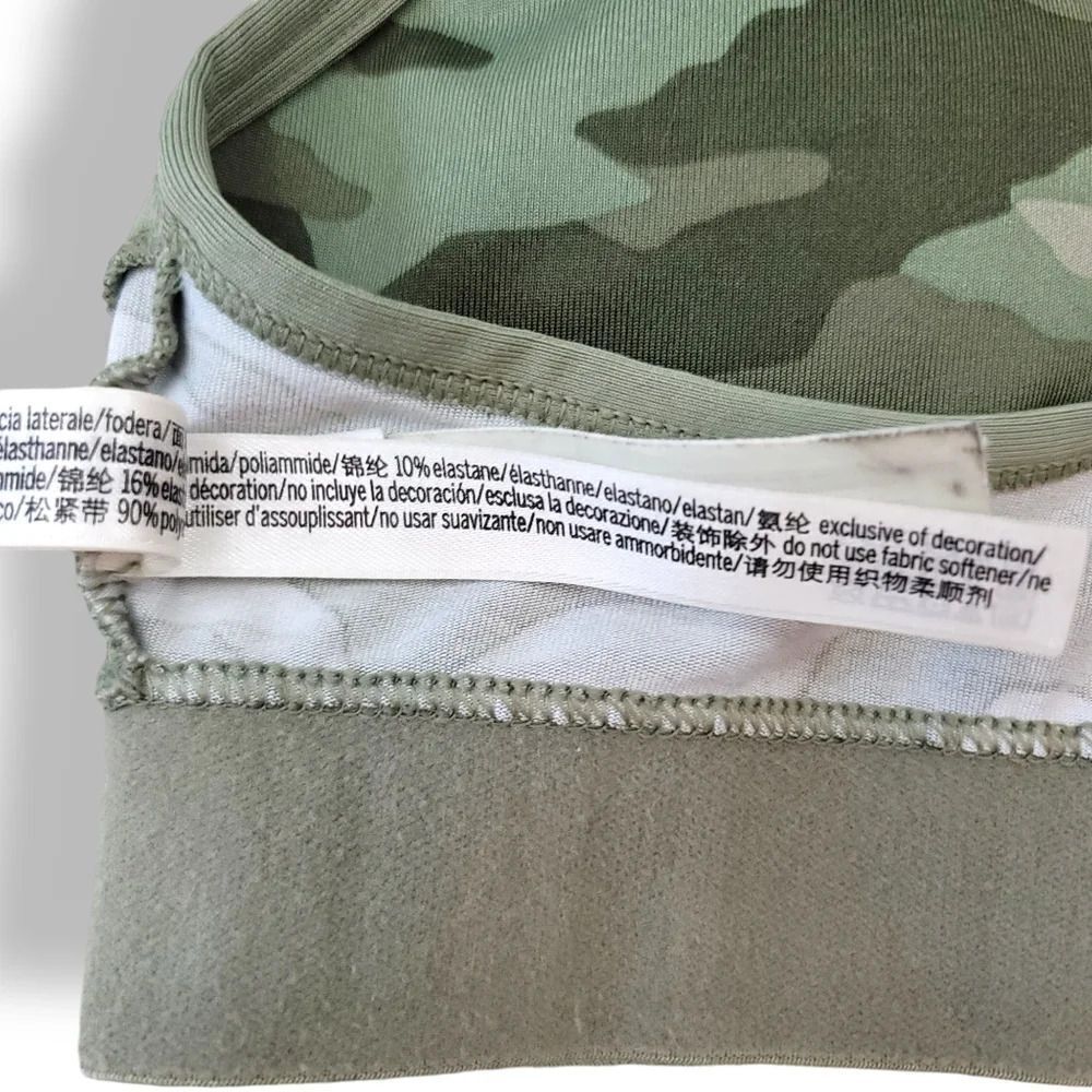 Victoria Secret Pink Ultimate Lightly Lined Camo Army Green Bra Bralette Size XS - Picture 11 of 15